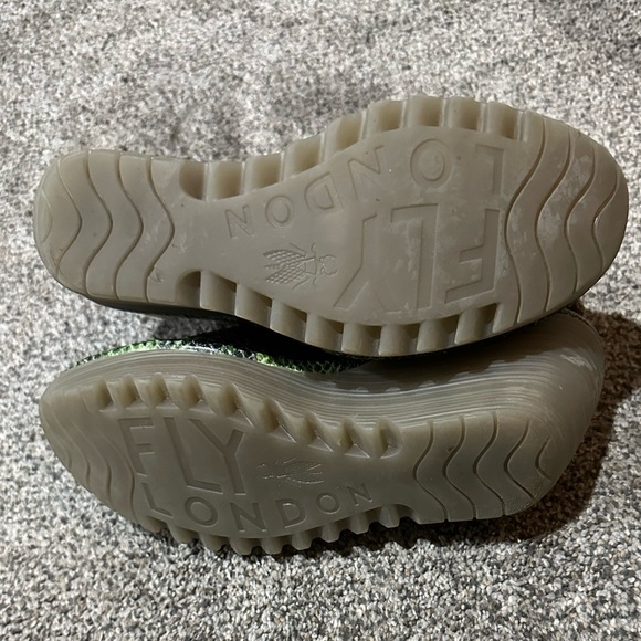 Fly London snakeskin print wedge - Picture 3 of 7